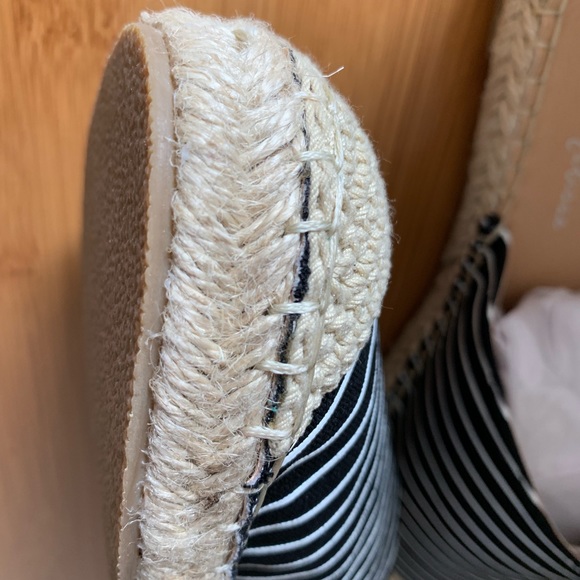 Coconuts by Matisse Black Espadrilles - Picture 4 of 8